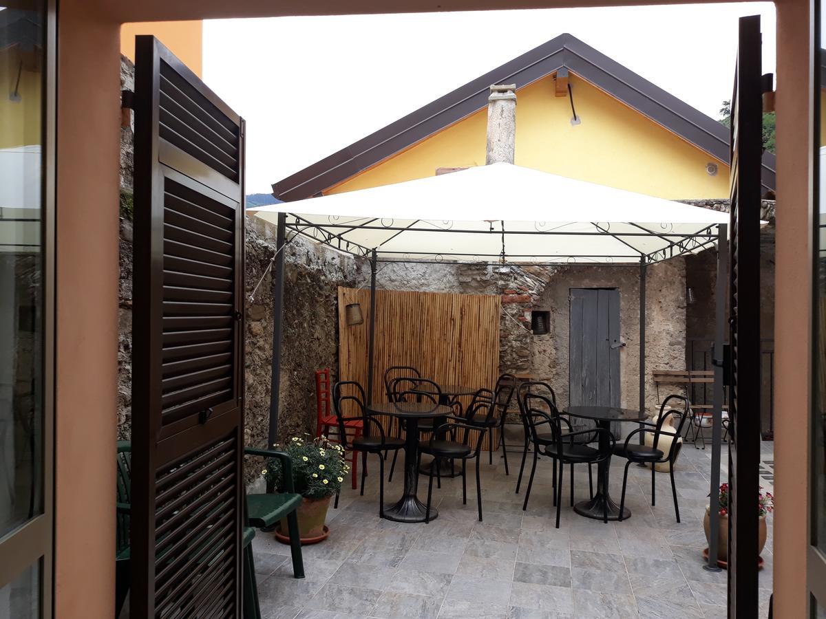 바도 리구레 La Terra Di Mingo B&B 외부 사진